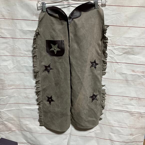 Child’s Gray Cowboy Costume with Vest, Chaps, and Holsters Size Med 7 - 10 Years - Picture 3 of 13